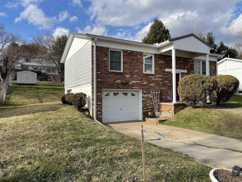 106 Apolla Drive Morgantown WV 26501
