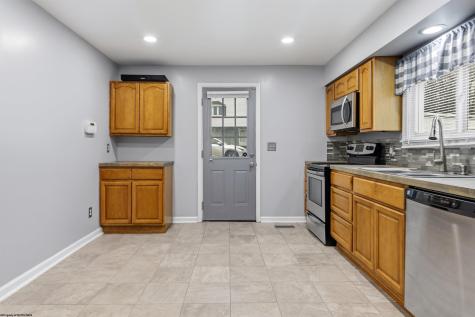 232 Kelly Road Morgantown WV 26508