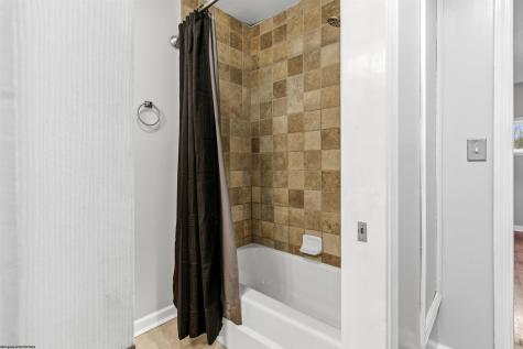 232 Kelly Road Morgantown WV 26508