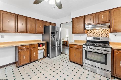251 Ridgeway Drive Bridgeport WV 26330