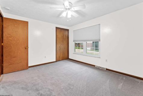 251 Ridgeway Drive Bridgeport WV 26330