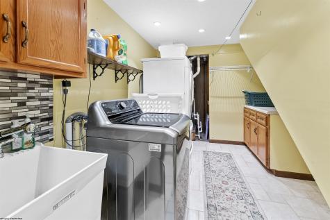 251 Ridgeway Drive Bridgeport WV 26330