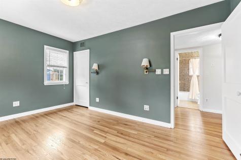 521 Junior Avenue Morgantown WV 26505