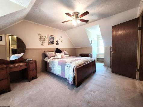 3549 Shinnston Pike Hepzibah WV 26369