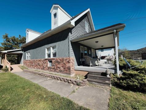 3549 Shinnston Pike Hepzibah WV 26369