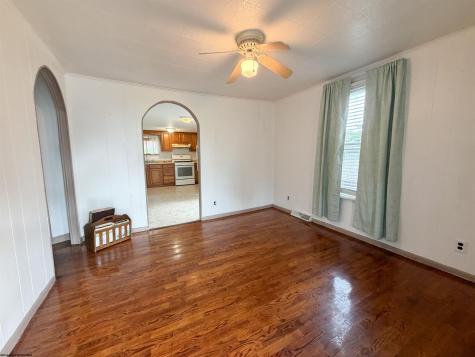 511 Pennsylvania Avenue Nutter Fort WV 26301
