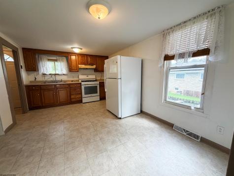 511 Pennsylvania Avenue Nutter Fort WV 26301