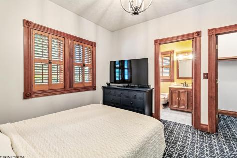 70 Pounds Hollow Road Morgantown WV 26508