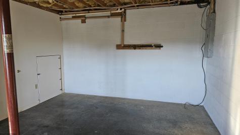 213 3rd Street Belington WV 26250-7652