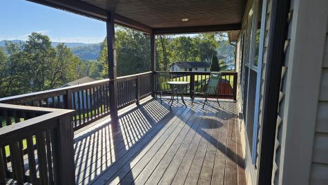 213 3rd Street Belington WV 26250-7652