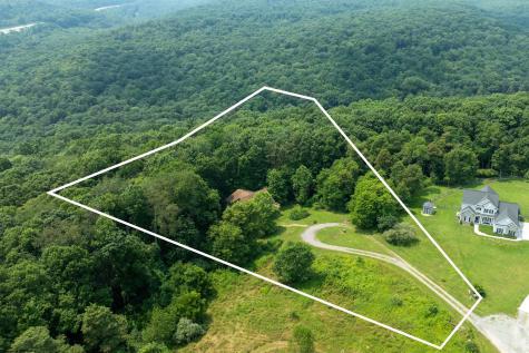 381 Meadow Lane Bruceton Mills WV 26525