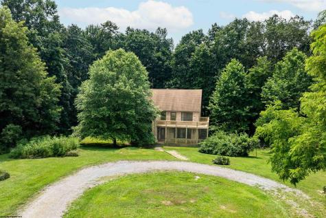 381 Meadow Lane Bruceton Mills WV 26525