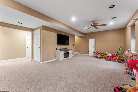 21 Oakton Drive Morgantown WV 26508