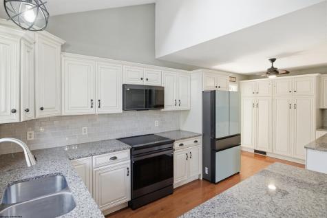 130 Saint Francis Way Bridgeport WV 26330