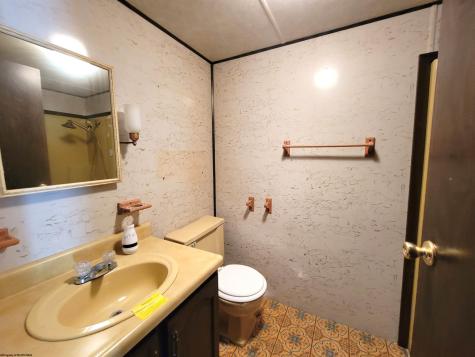 11 Freeland Street Fairmont WV 26554