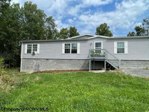 687 Concord Road Newburg WV 26410-9298