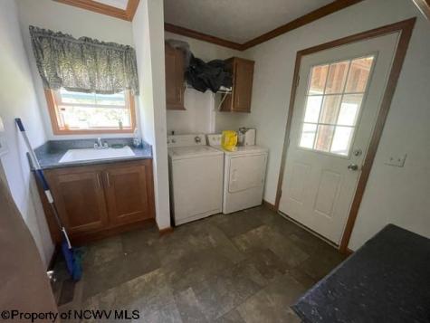 687 Concord Road Newburg WV 26410-9298