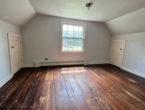 79 Y Road Arthurdale WV 26520
