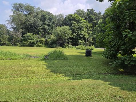 79 Y Road Arthurdale WV 26520