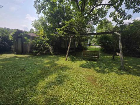 79 Y Road Arthurdale WV 26520