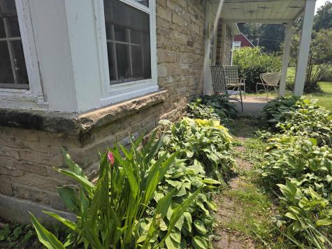 79 Y Road Arthurdale WV 26520