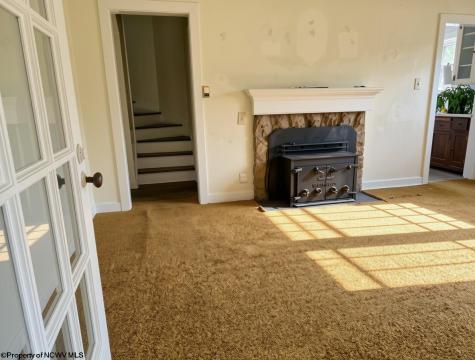 79 Y Road Arthurdale WV 26520