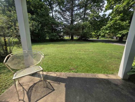 79 Y Road Arthurdale WV 26520