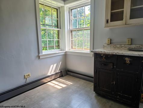 79 Y Road Arthurdale WV 26520