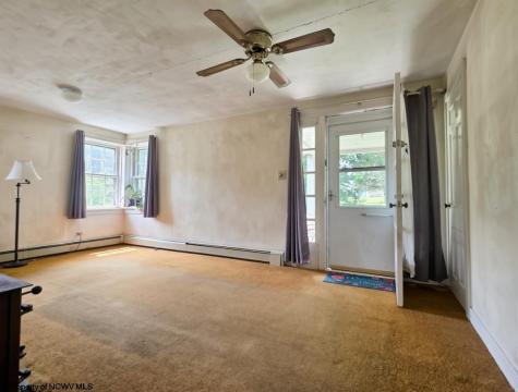 79 Y Road Arthurdale WV 26520