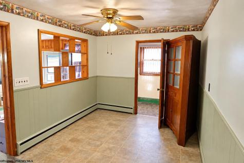 42 Cuzzart Road Bruceton Mills WV 26525