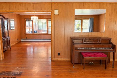 42 Cuzzart Road Bruceton Mills WV 26525