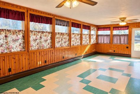 42 Cuzzart Road Bruceton Mills WV 26525