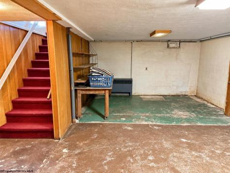 42 Cuzzart Road Bruceton Mills WV 26525