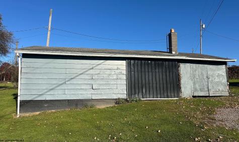 42 Cuzzart Road Bruceton Mills WV 26525