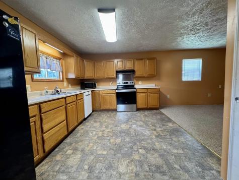 37 Crown Street Worthington WV 26591