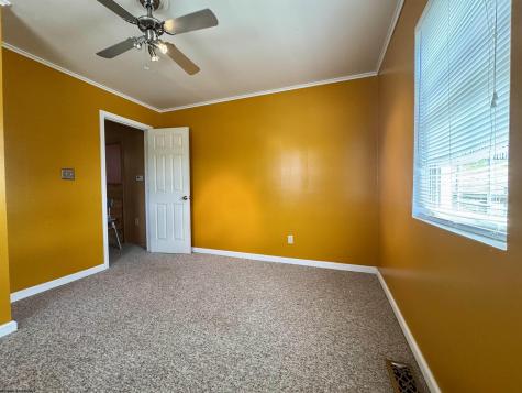 37 Crown Street Worthington WV 26591