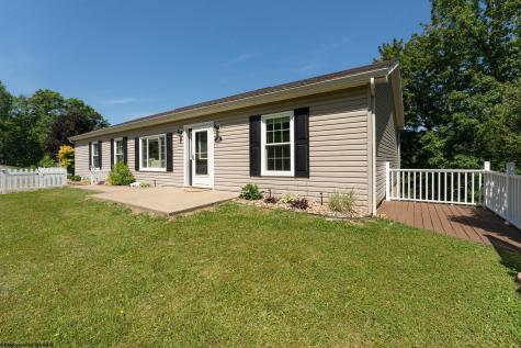 53 Ebenklein Lane Morgantown WV 26508