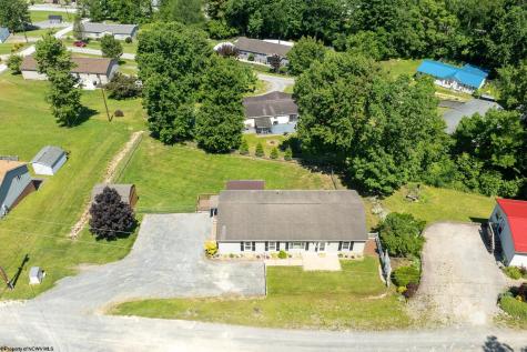53 Ebenklein Lane Morgantown WV 26508