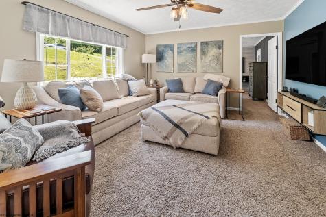 53 Ebenklein Lane Morgantown WV 26508
