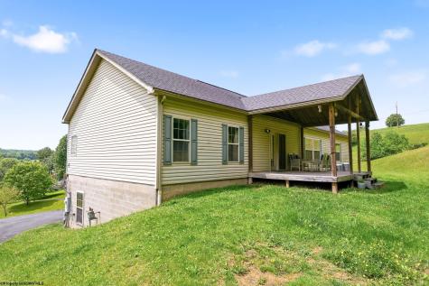 179 Tony Rundle Road Grafton WV 26354
