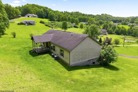 179 Tony Rundle Road Grafton WV 26354