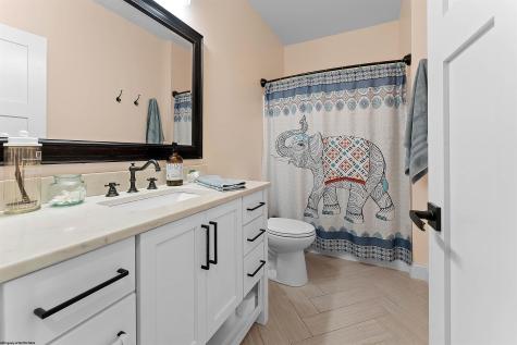 127 Sadie Lane Morgantown WV 26508