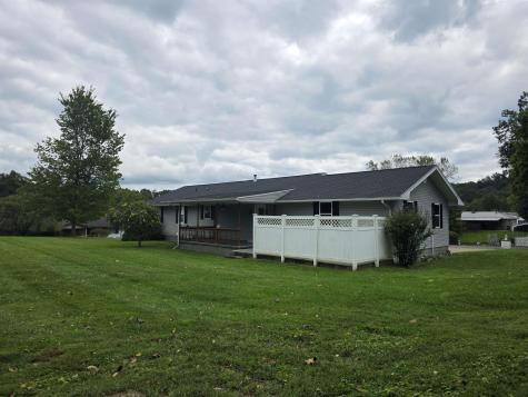 1226 Philli Lane Shinnston WV 26431