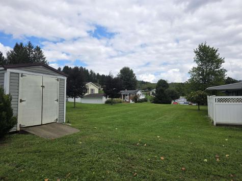 1226 Philli Lane Shinnston WV 26431