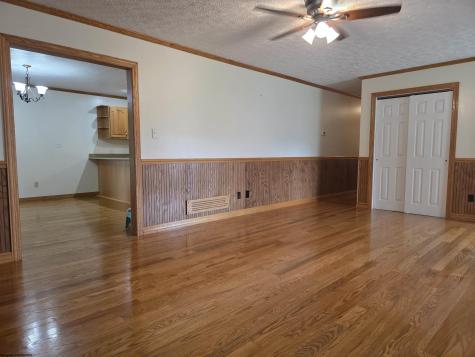 1226 Philli Lane Shinnston WV 26431