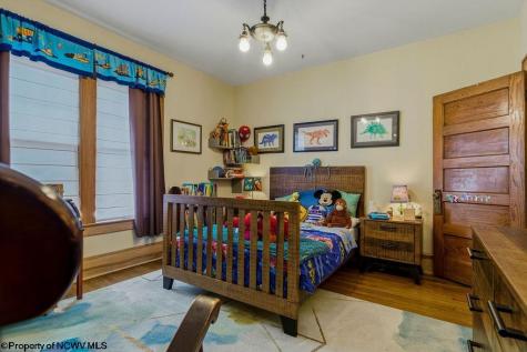 527 Stanley Avenue Clarksburg WV 26301