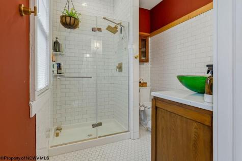 527 Stanley Avenue Clarksburg WV 26301