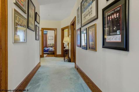 527 Stanley Avenue Clarksburg WV 26301