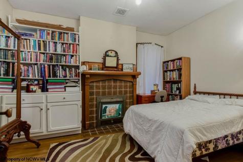 527 Stanley Avenue Clarksburg WV 26301