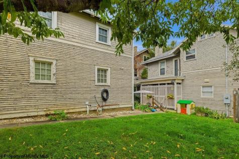527 Stanley Avenue Clarksburg WV 26301